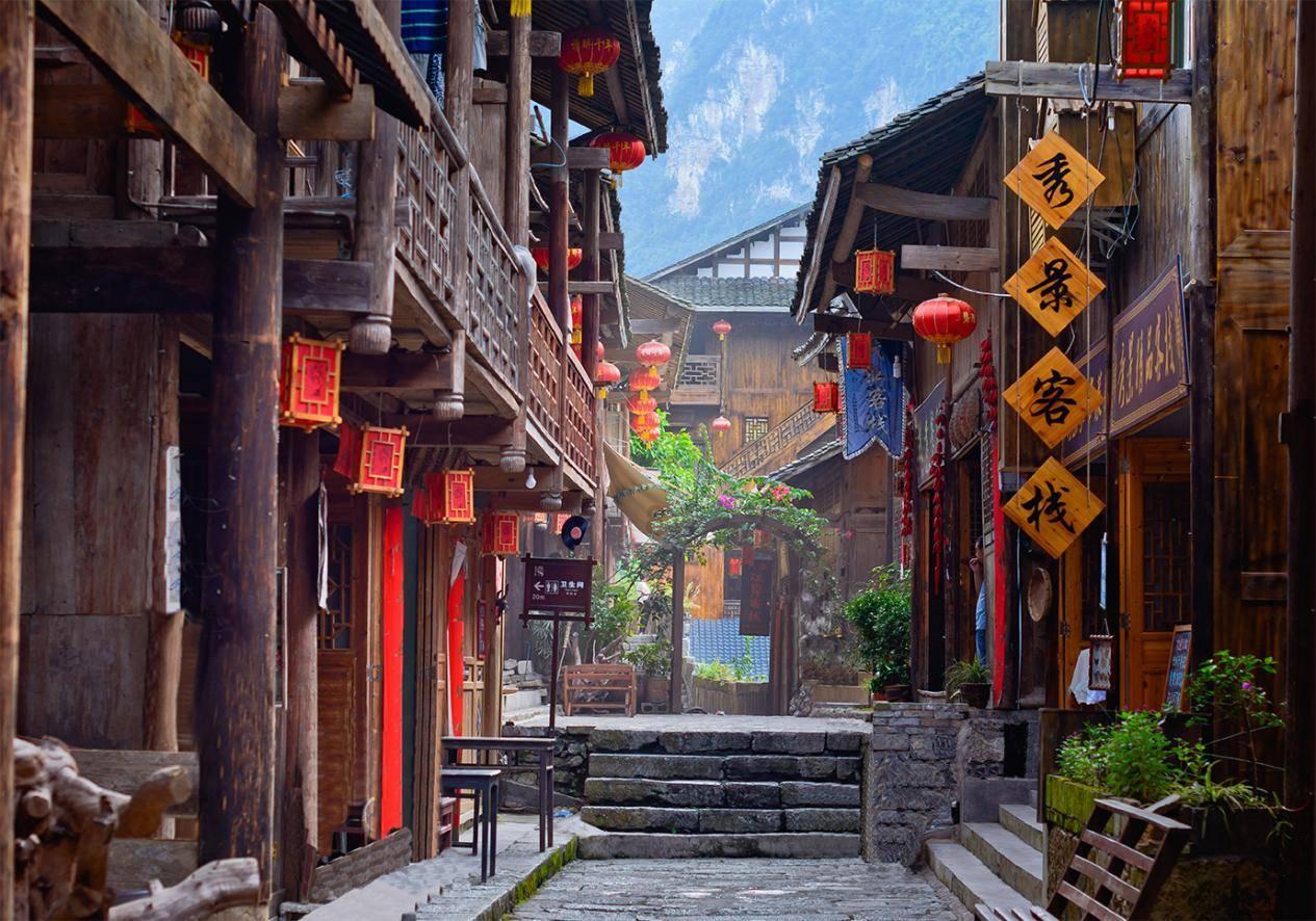 逃出林中村
